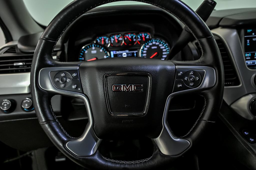 Used 2017 GMC Yukon SLT AWD/4WD image 22