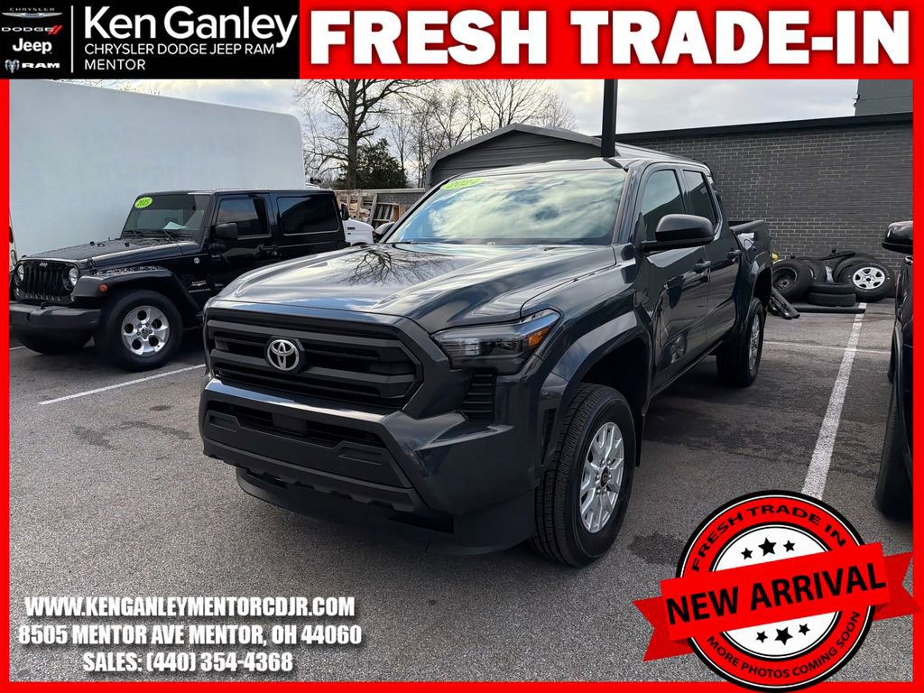 Used 2024 Toyota Tacoma SR image 3