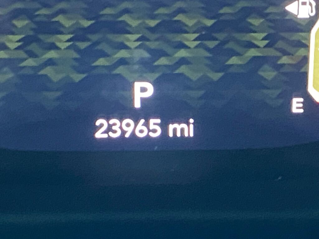 Used 2022 Jeep Wrangler Unlimited Sahara w/ Cold Weather Group image 13