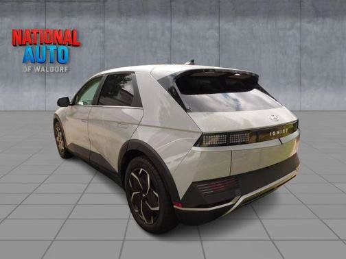 Used 2024 Hyundai Ioniq 5 SE RWD image 7