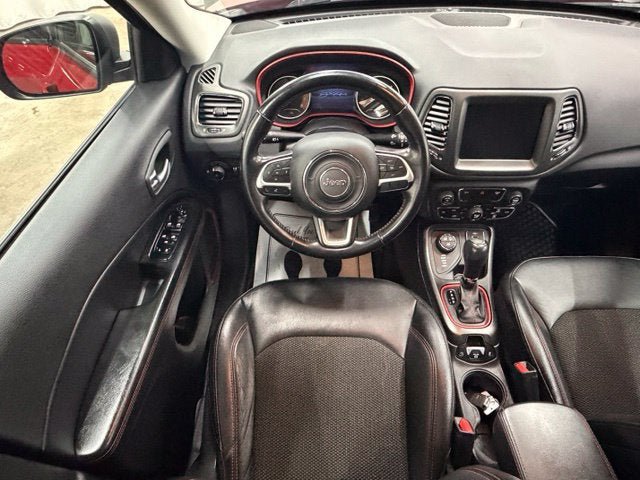 Used 2020 Jeep Compass Trailhawk AWD/4WD image 14