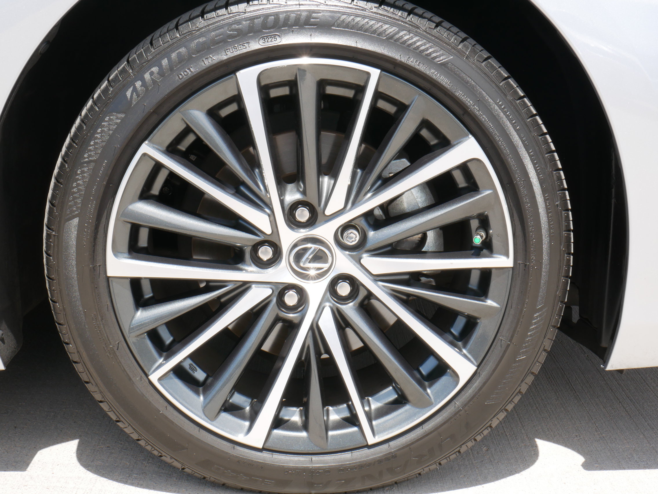 Certified 2025 Lexus ES 350 w/ Premium Package FWD image 19