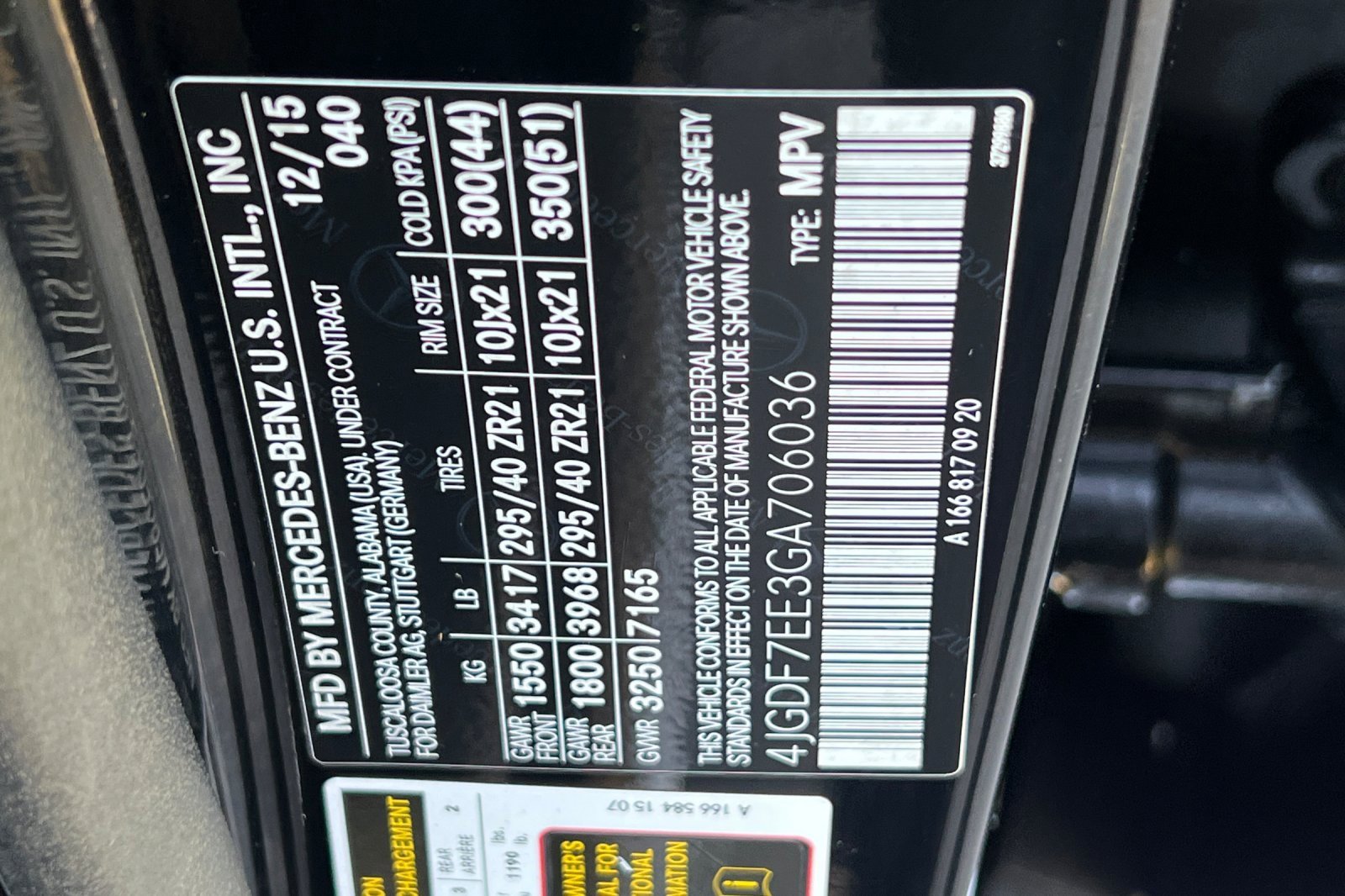 Used 2016 Mercedes-Benz GL 63 AMG 4MATIC image 30