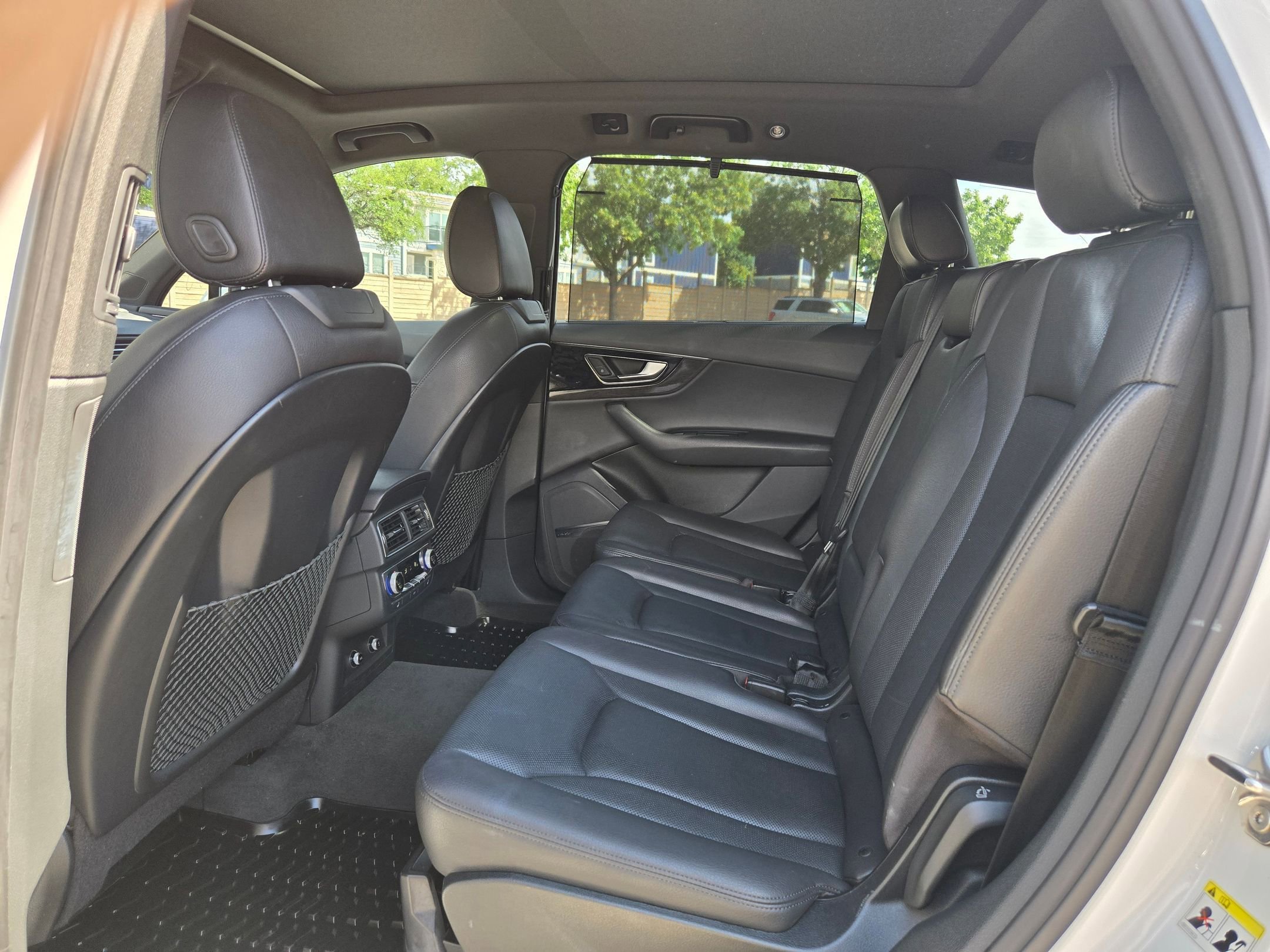 Used 2018 Audi Q7 3.0T Prestige w/ Prestige Package image 11