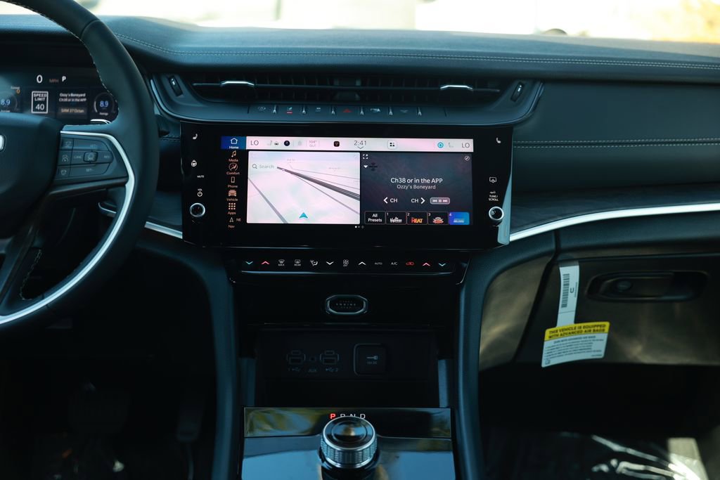 New 2026 Jeep Grand Cherokee Limited image 24