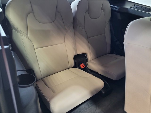 New 2026 Volvo XC90 B6 Plus w/ Protection Package Premier image 11