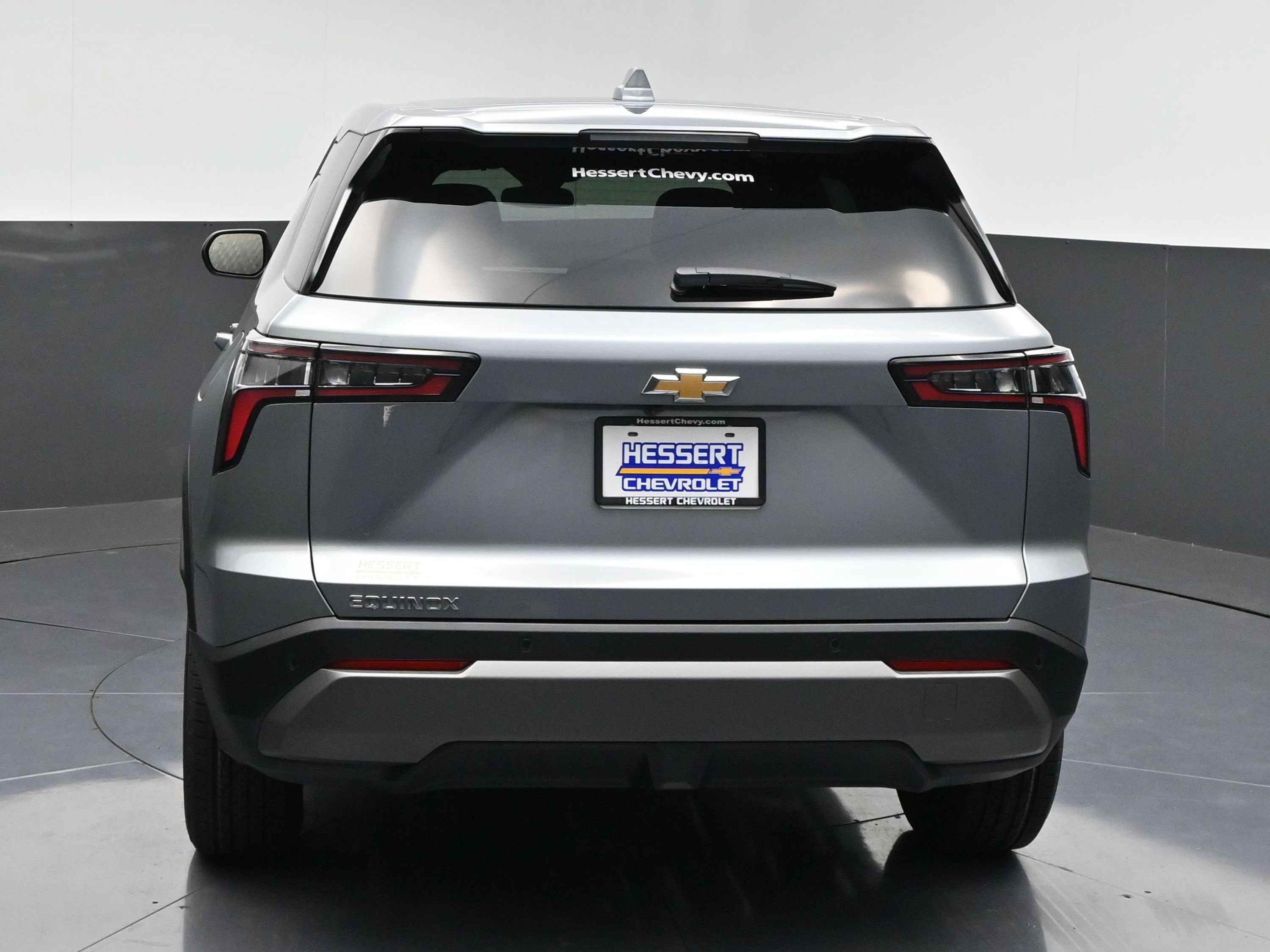 New 2027 Chevrolet Equinox LT FWD image 7