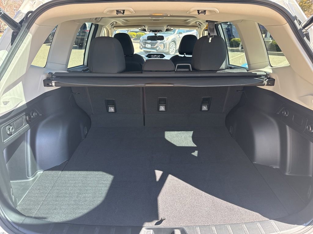 Used 2023 Subaru Forester Premium image 10
