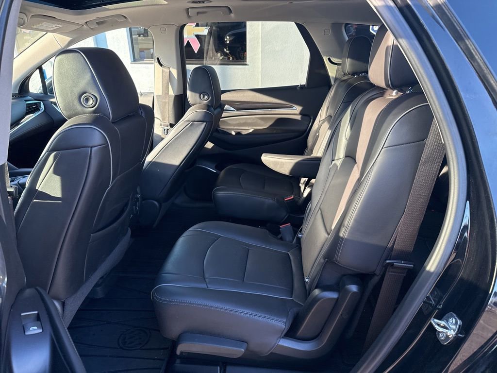 Used 2020 Buick Enclave Avenir w/ Avenir Technology Package image 30