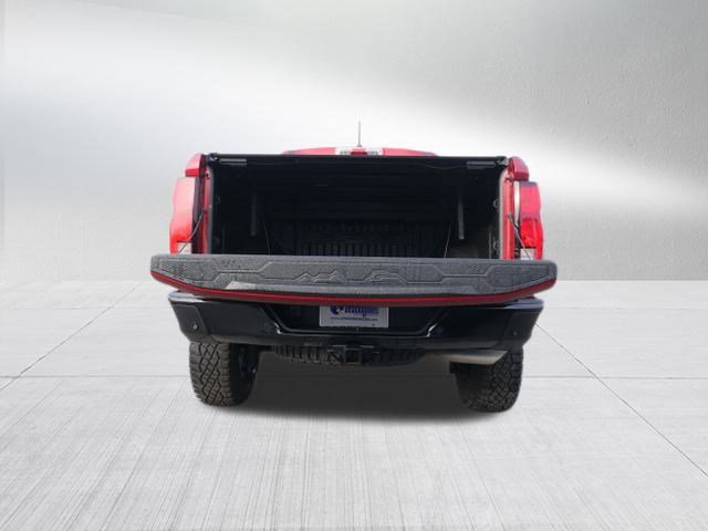 Used 2024 Chevrolet Colorado ZR2 w/ Technology Package image 5