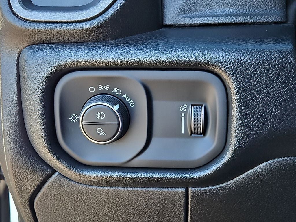 New 2026 RAM 2500 Tradesman AWD/4WD image 22