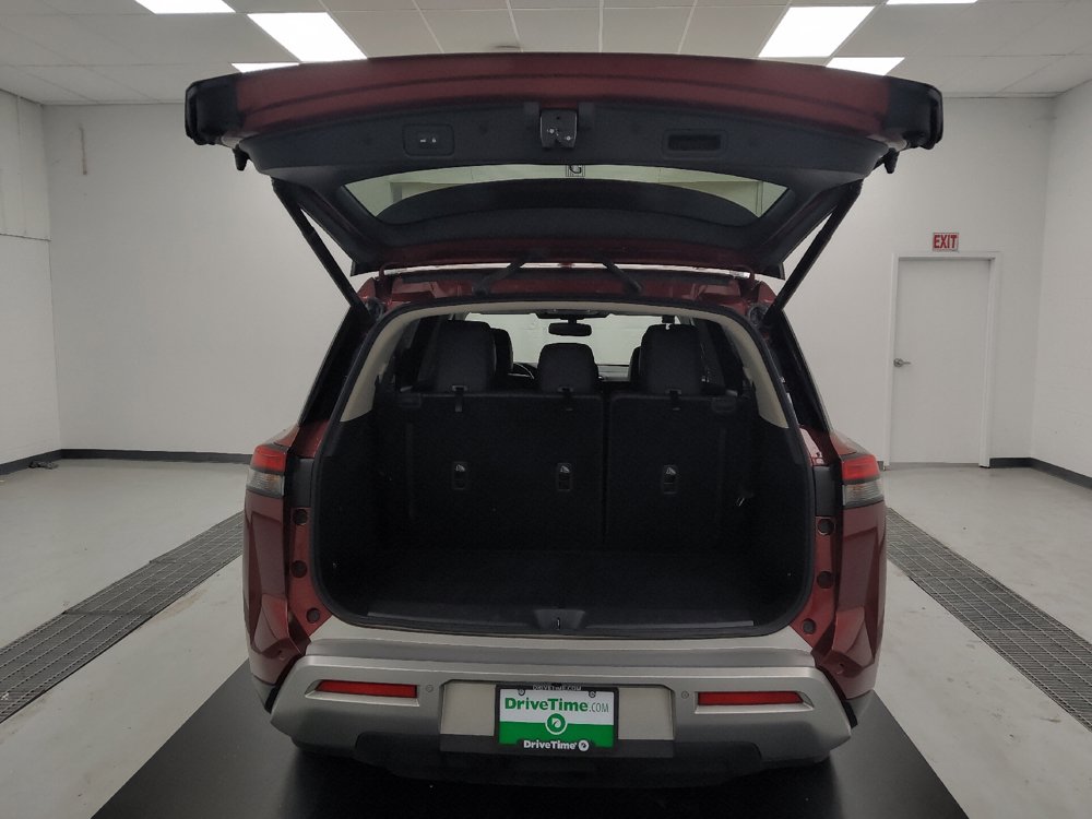 Used 2022 Nissan Pathfinder SL FWD image 29