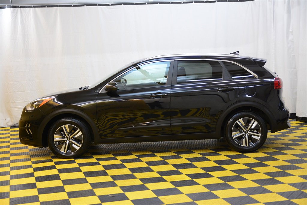 Used 2022 Kia Niro LXS w/ Digital Cluster Package image 7
