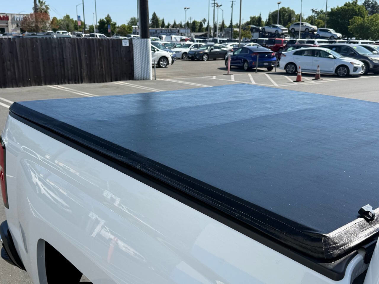 Used 2018 Chevrolet Silverado 1500 LT w/ LT Eassist Package image 20