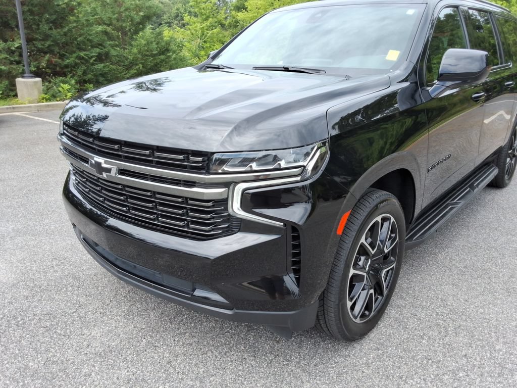 Certified 2021 Chevrolet Suburban RST RWD image 9