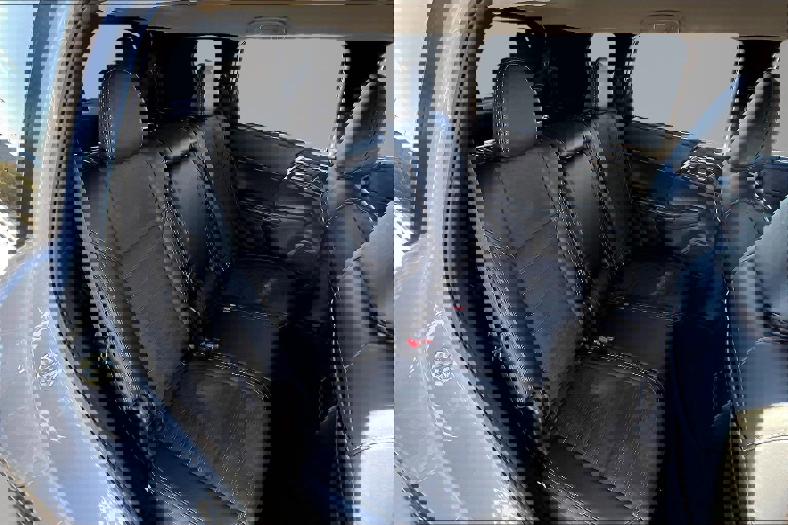 Used 2024 Mitsubishi Outlander SE image 25