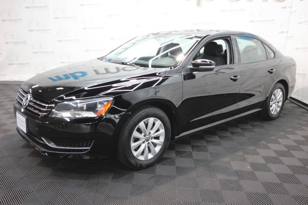 Used 2013 Volkswagen Passat 2.5 S FWD image 2