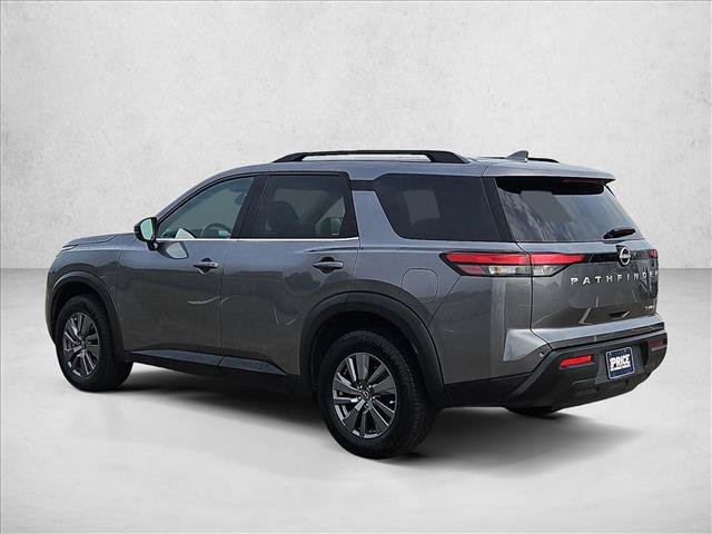 Used 2024 Nissan Pathfinder SV AWD/4WD image 8
