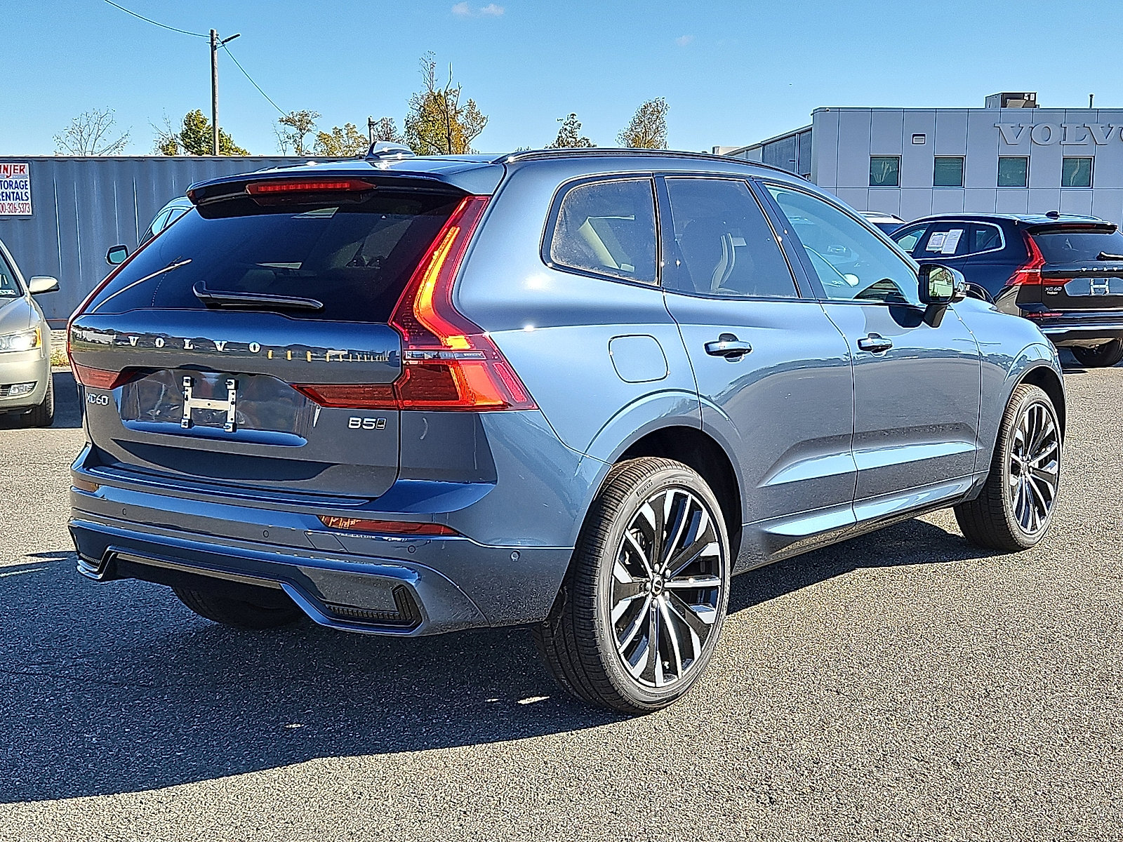 New 2026 Volvo XC60 B5 Ultra w/ Protection Package Premier AWD/4WD image 6