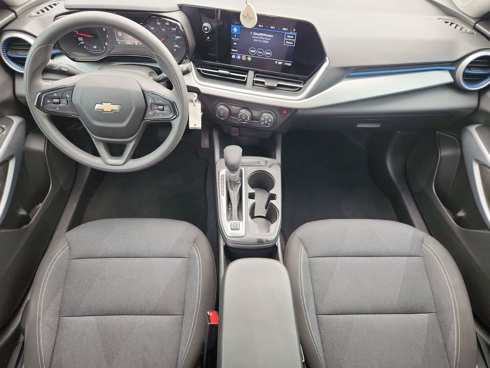 Certified 2025 Chevrolet Trax LS FWD image 18