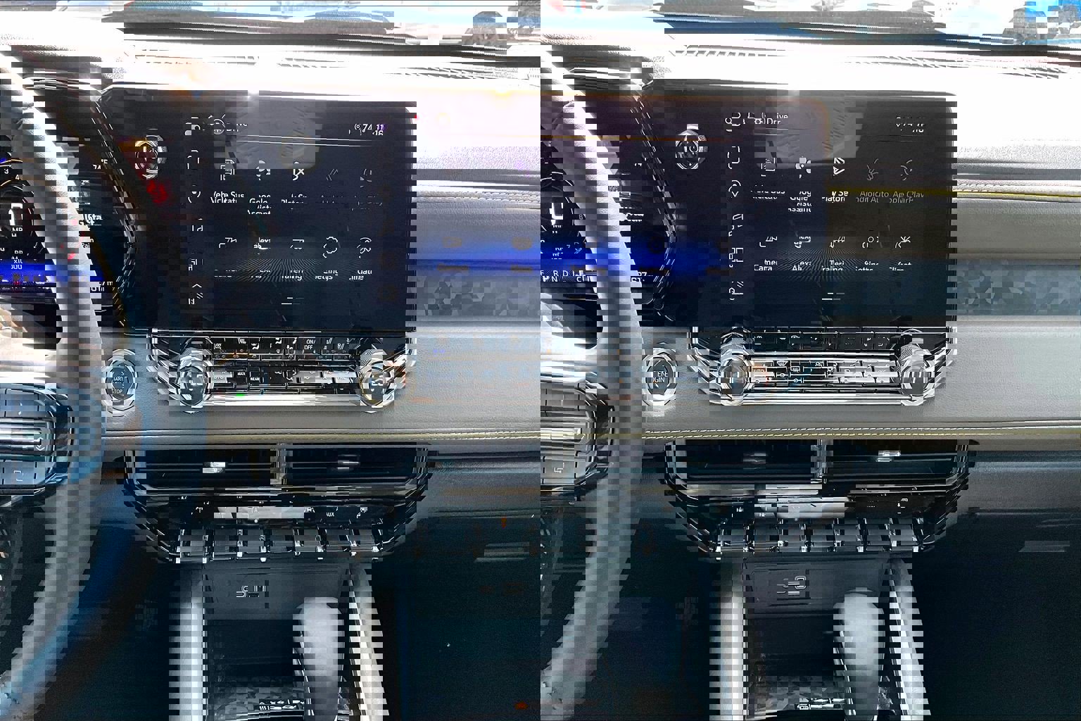 Certified 2024 Chevrolet Colorado ZR2 w/ ZR2 Convenience Package III image 16