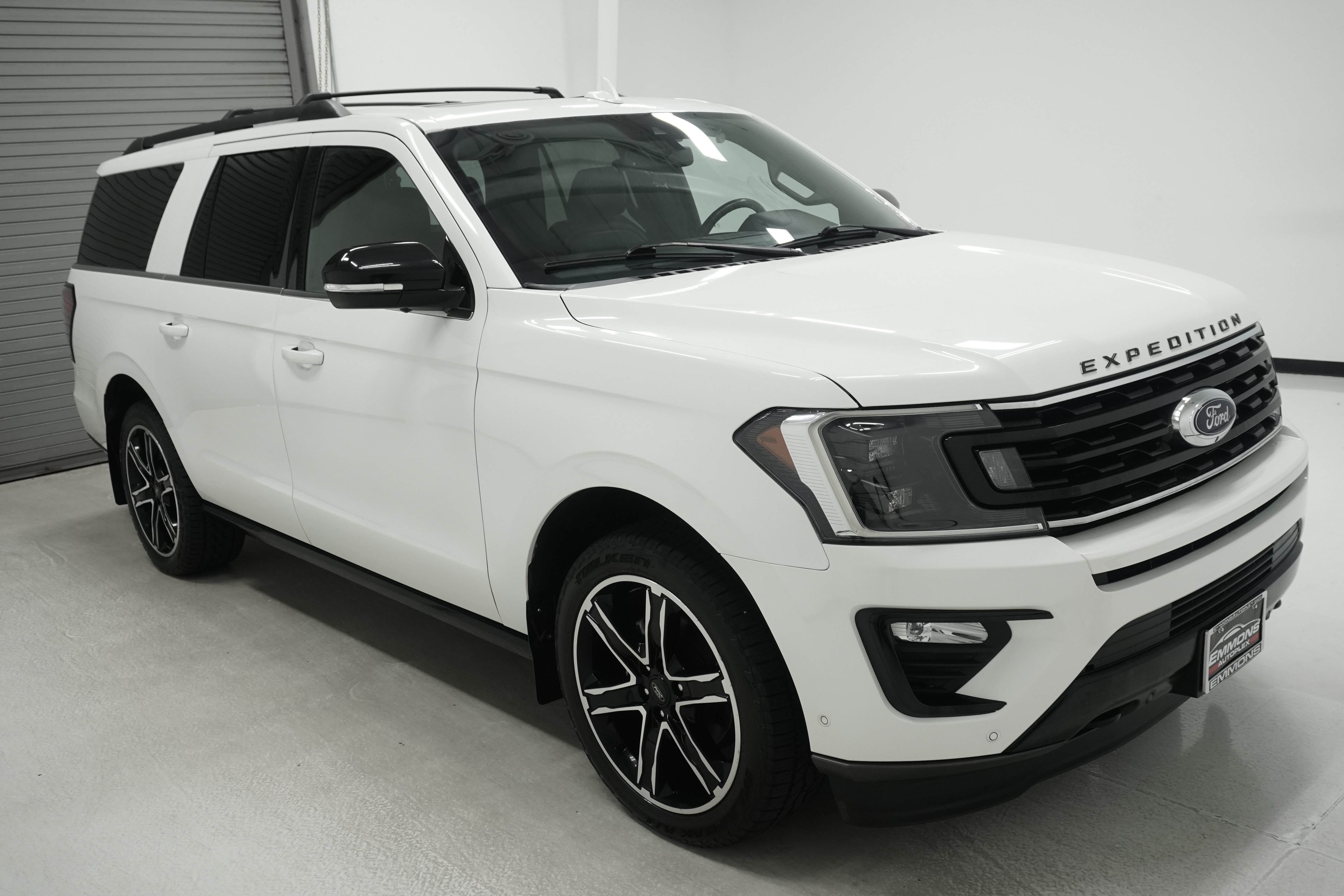 Used 2021 Ford Expedition Max Limited AWD/4WD image 3