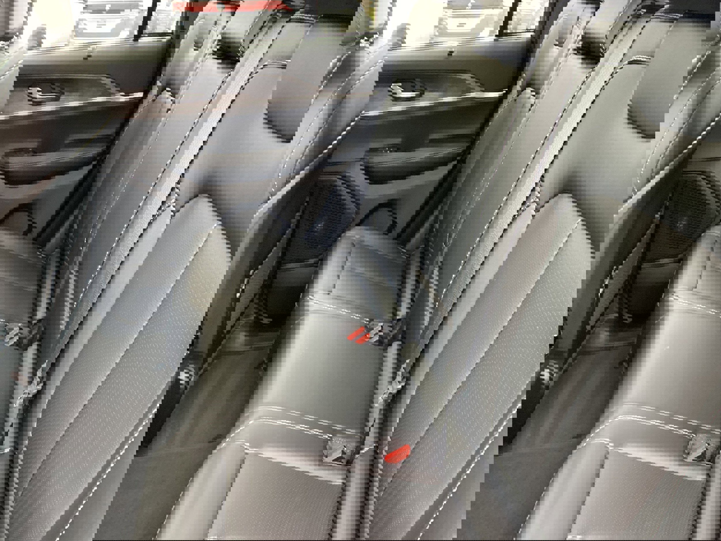 Used 2024 Jeep Grand Cherokee Limited w/ Luxury Tech Group II image 13