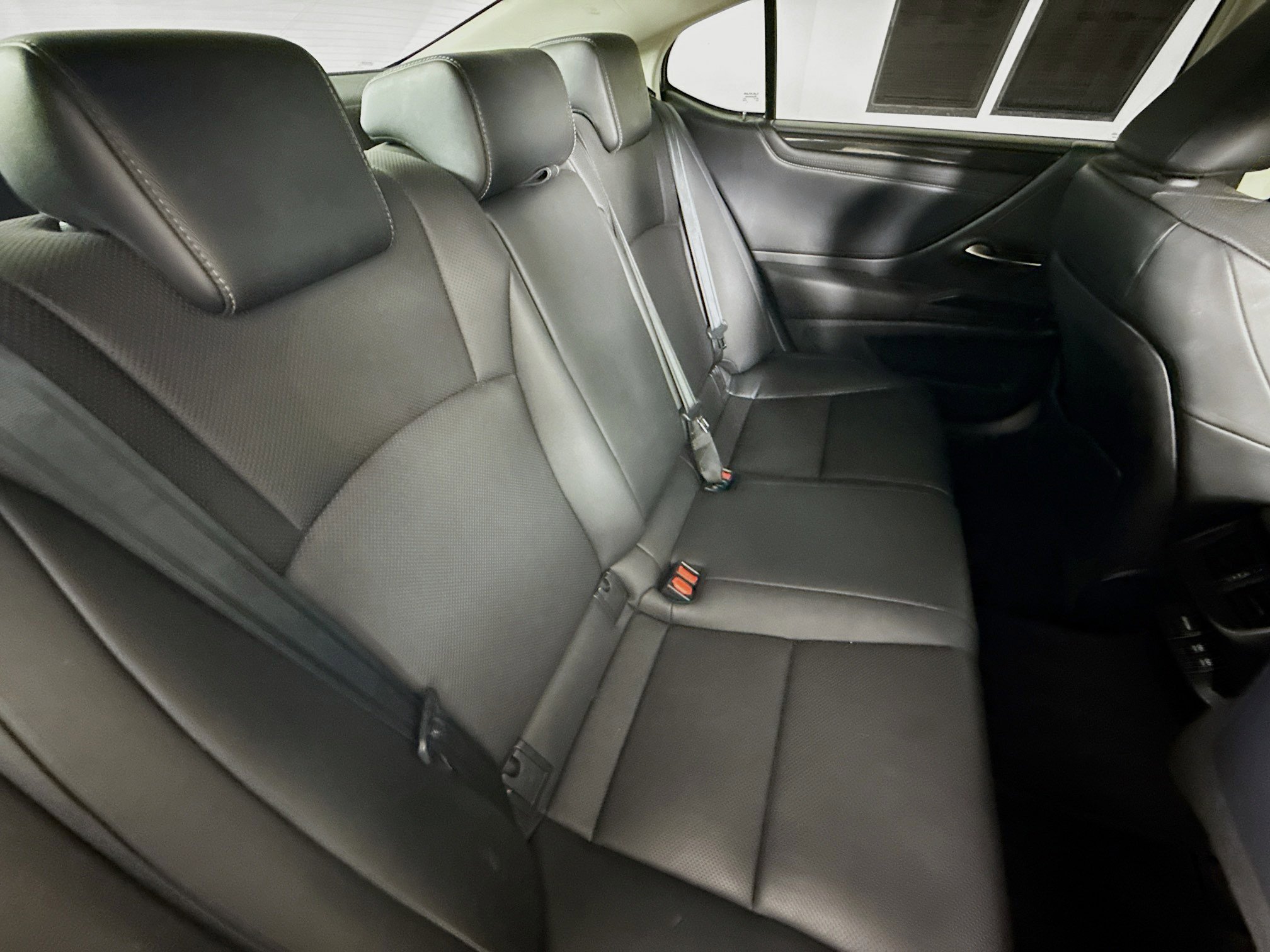 Used 2019 Lexus ES 350 image 33