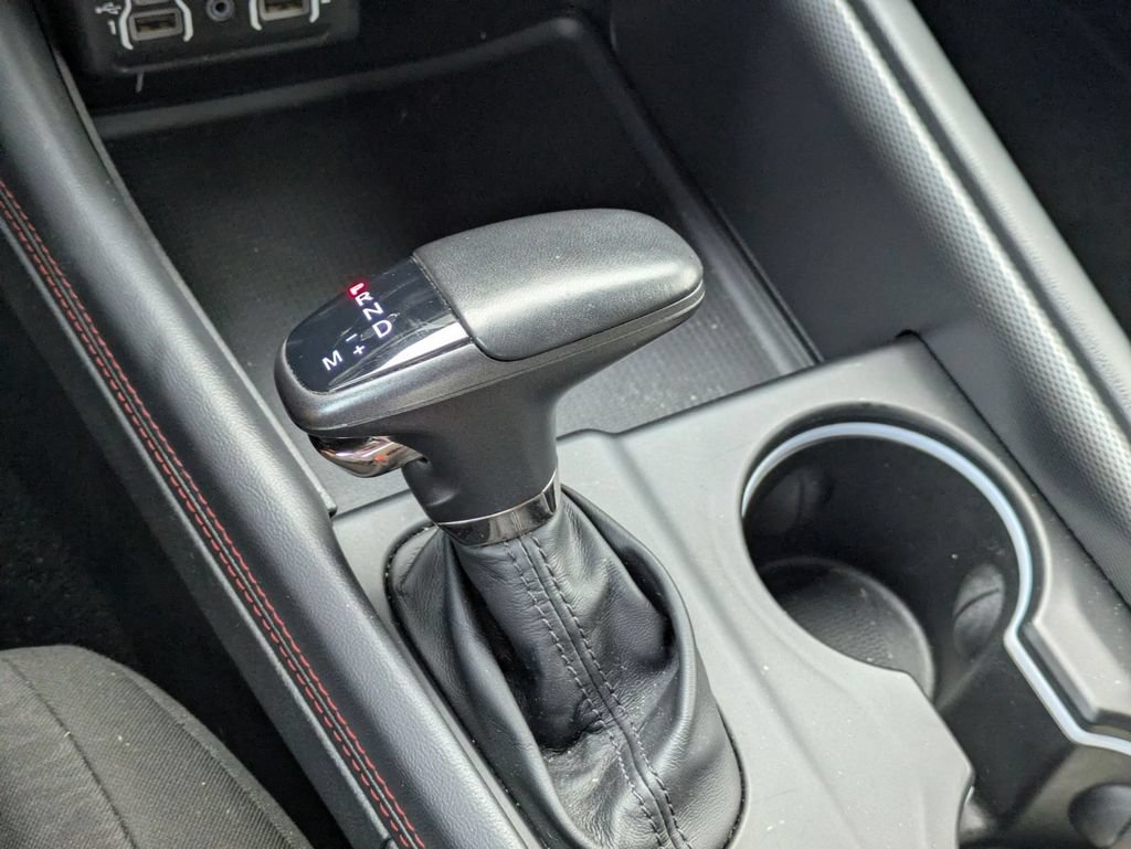 Used 2025 Dodge Durango GT RWD image 25