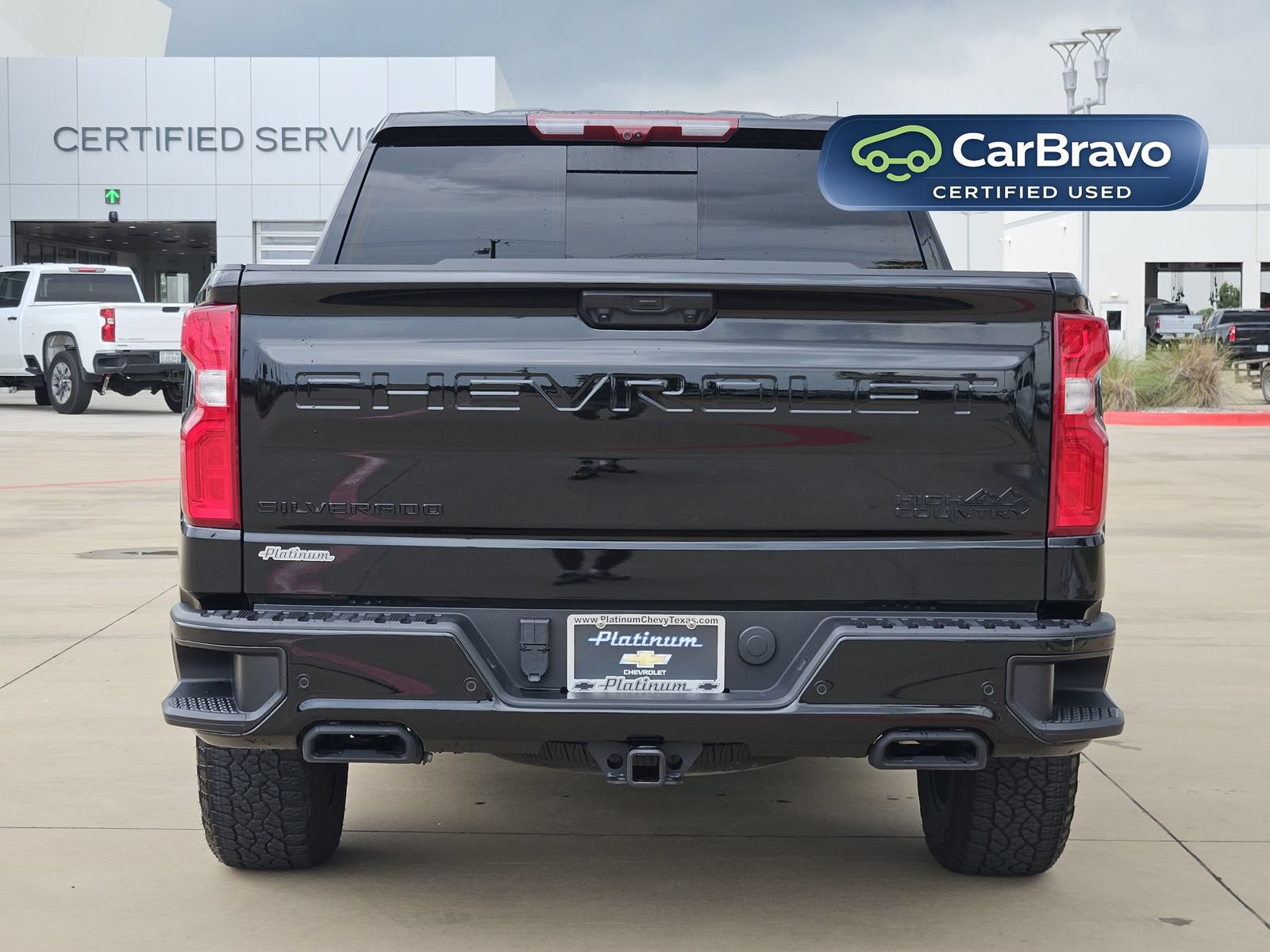 Certified 2025 Chevrolet Silverado 1500 High Country w/ Midnight Edition AWD/4WD image 8