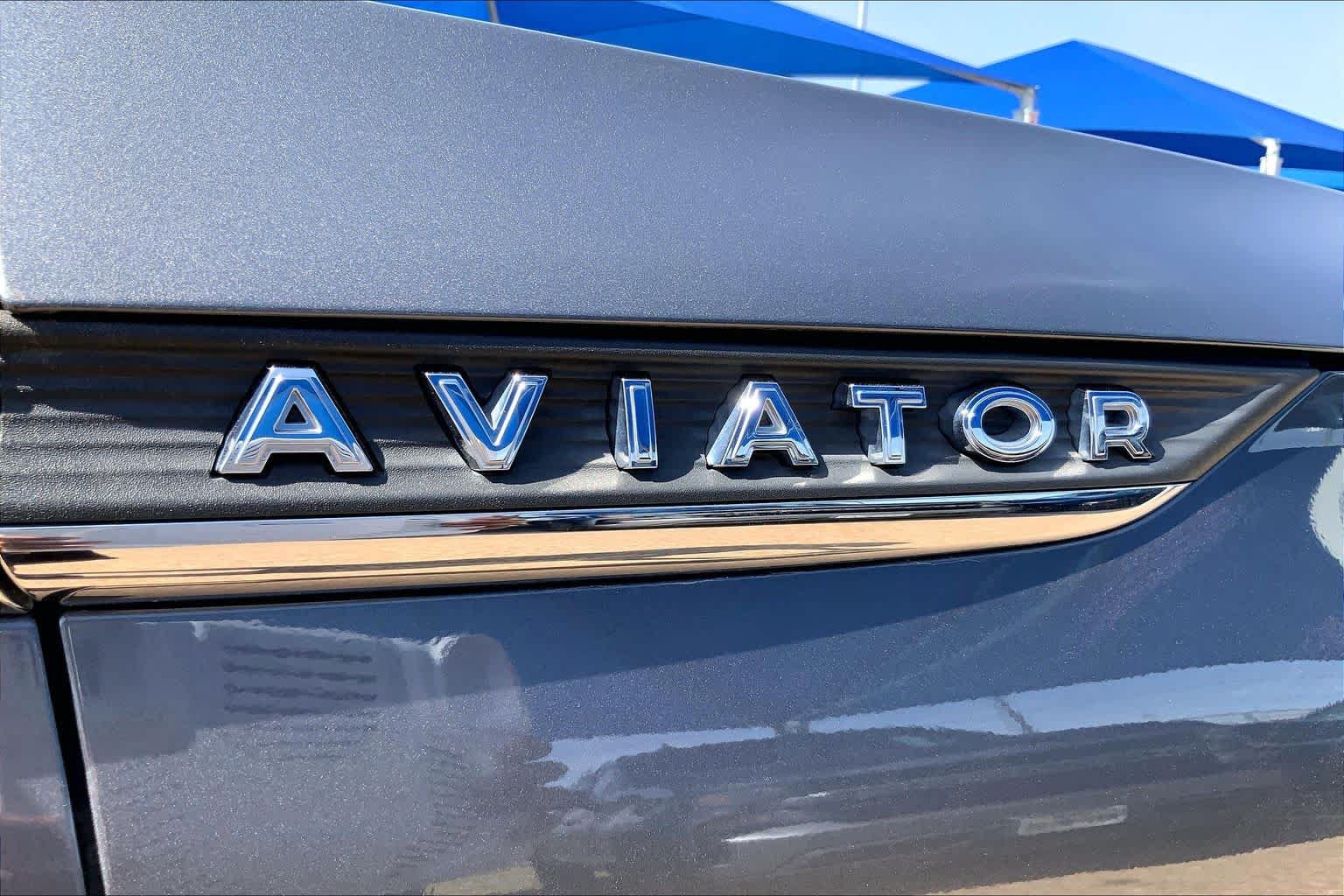 Used 2022 Lincoln Aviator Reserve w/ Equipment Group 201A AWD/4WD image 10