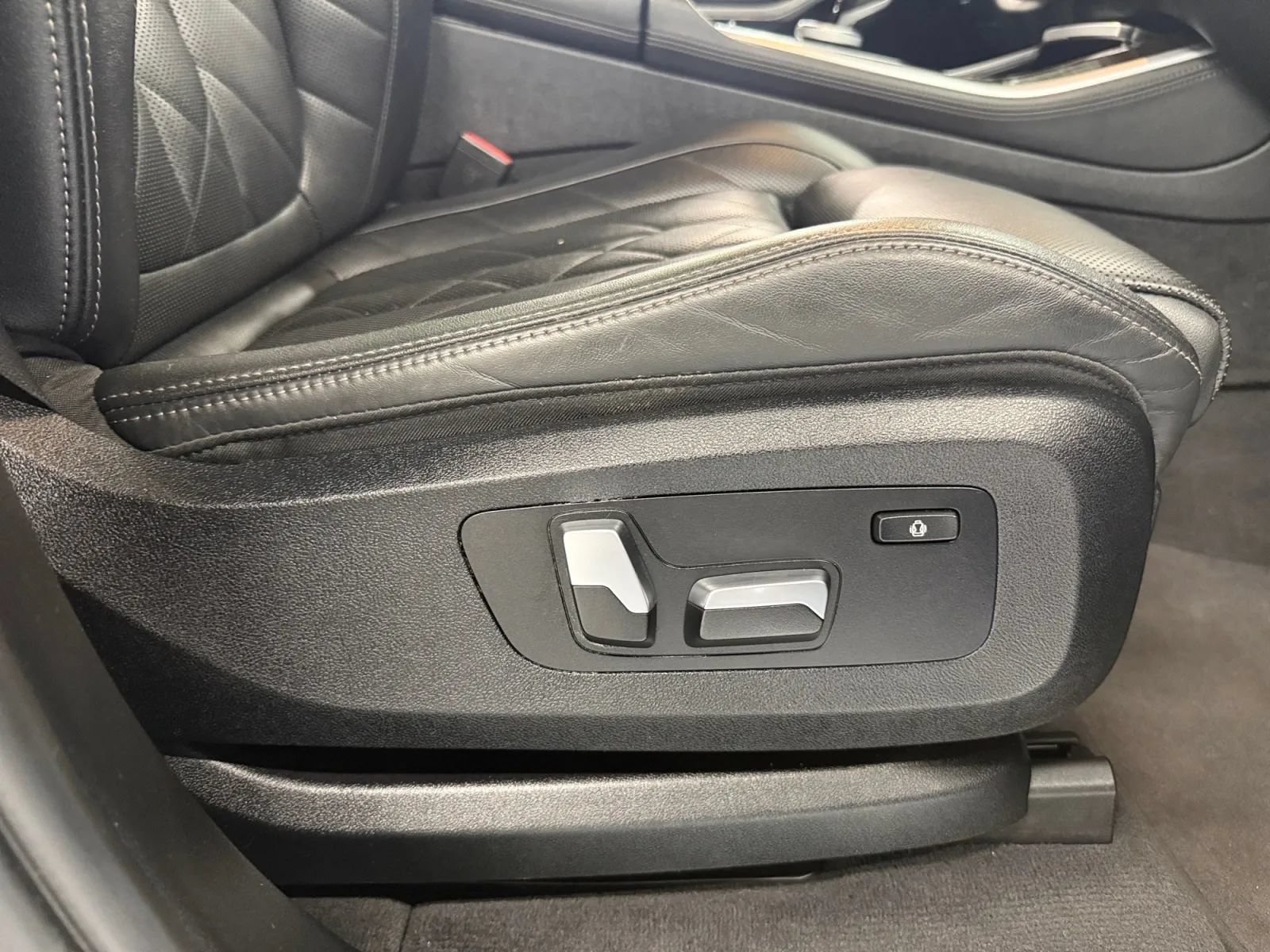 Used 2023 BMW X5 xDrive45e AWD/4WD image 33