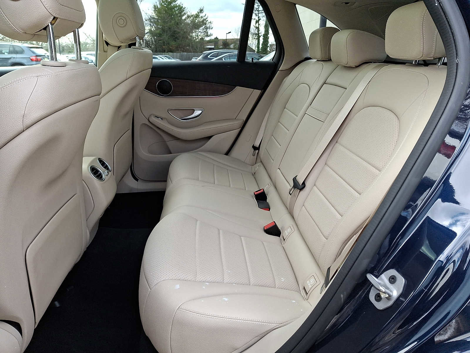 Certified 2022 Mercedes-Benz GLC 300 4MATIC image 8