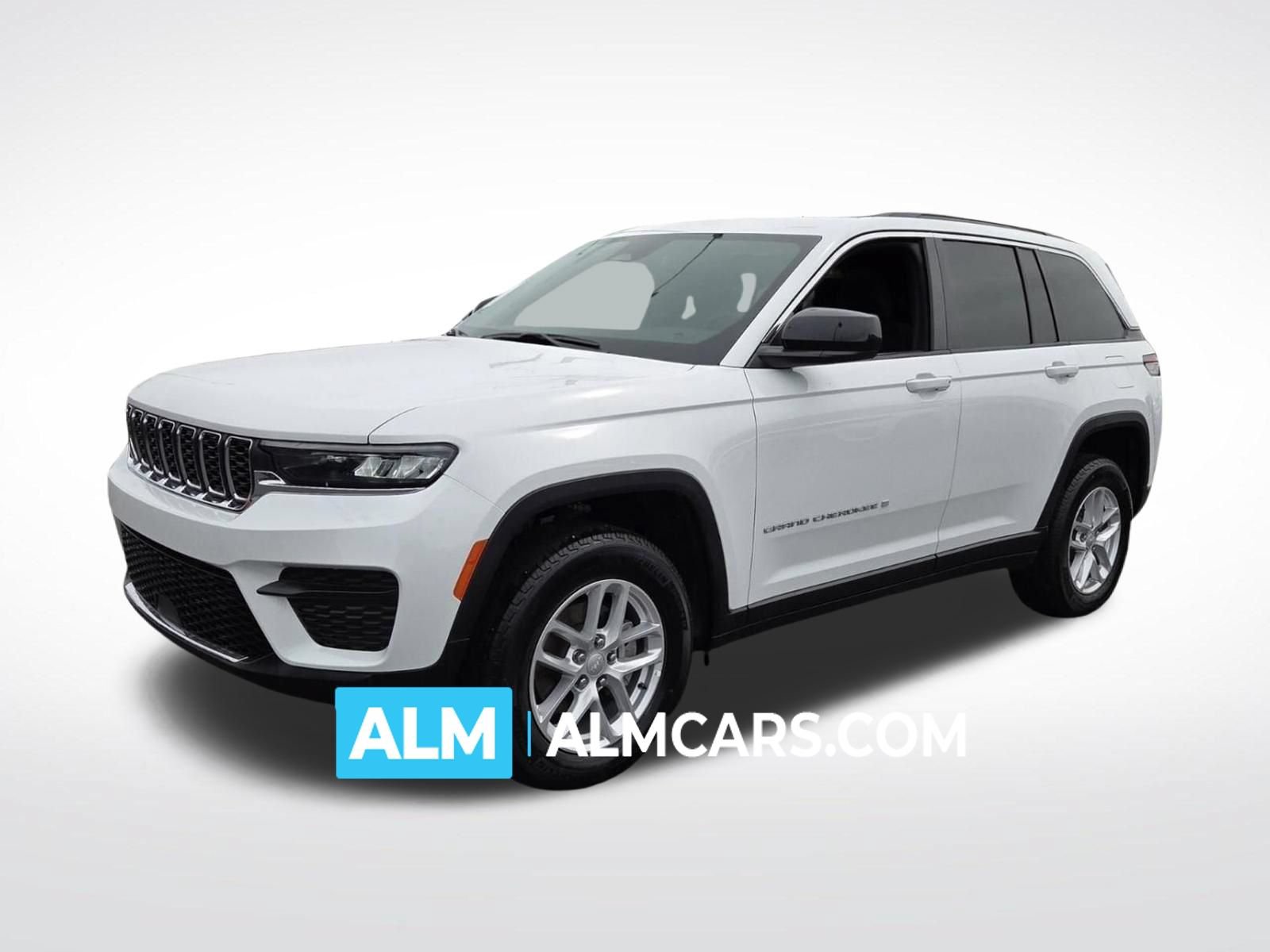 Used 2025 Jeep Grand Cherokee Laredo X w/ Luxury Tech Group I