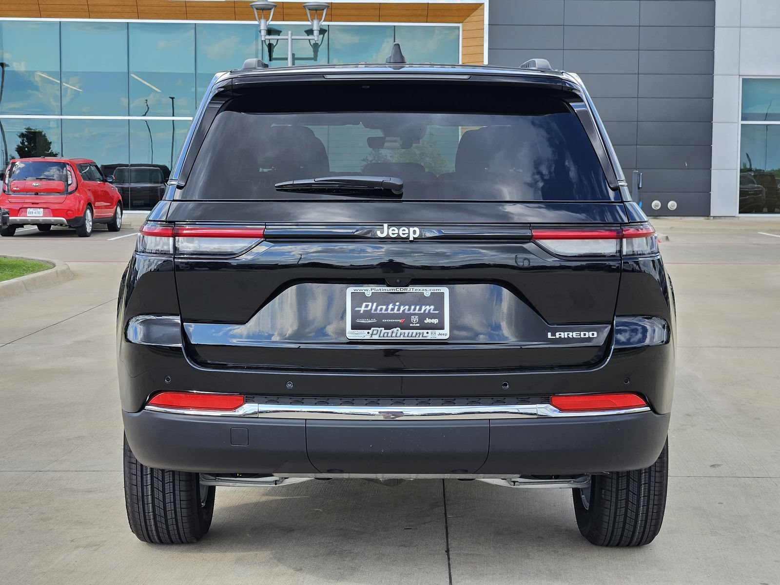 New 2026 Jeep Grand Cherokee Laredo RWD image 8