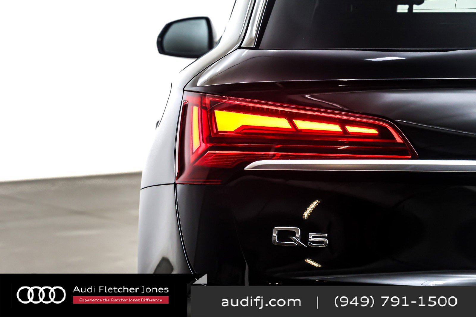 Used 2024 Audi Q5 e Prestige w/ Prestige Package image 15