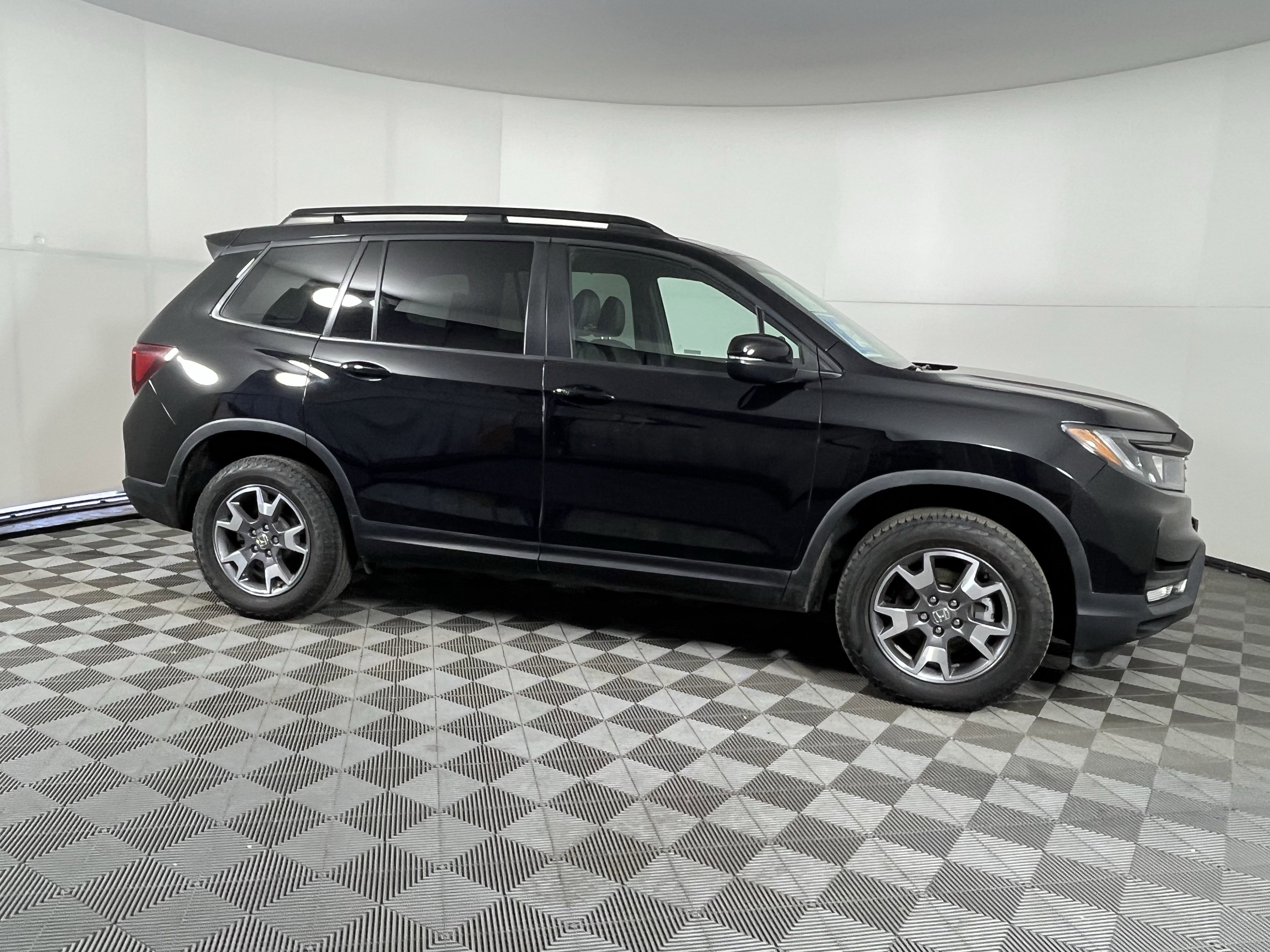 Used 2022 Honda Passport TrailSport image 6
