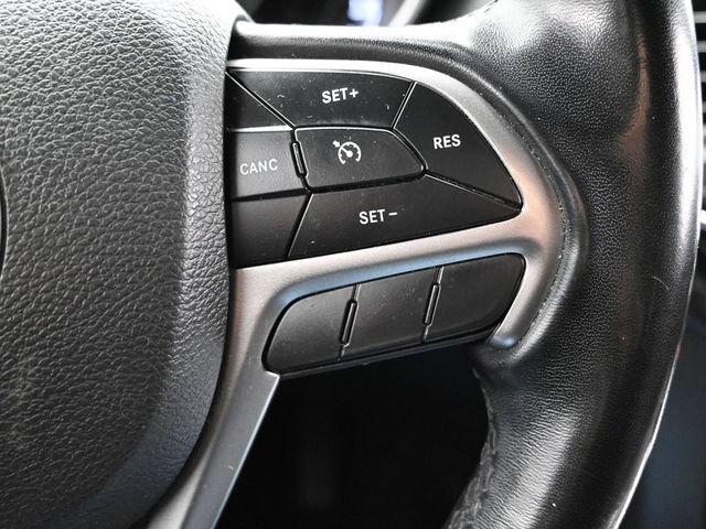 Certified 2022 Jeep Grand Cherokee Laredo E AWD/4WD image 29