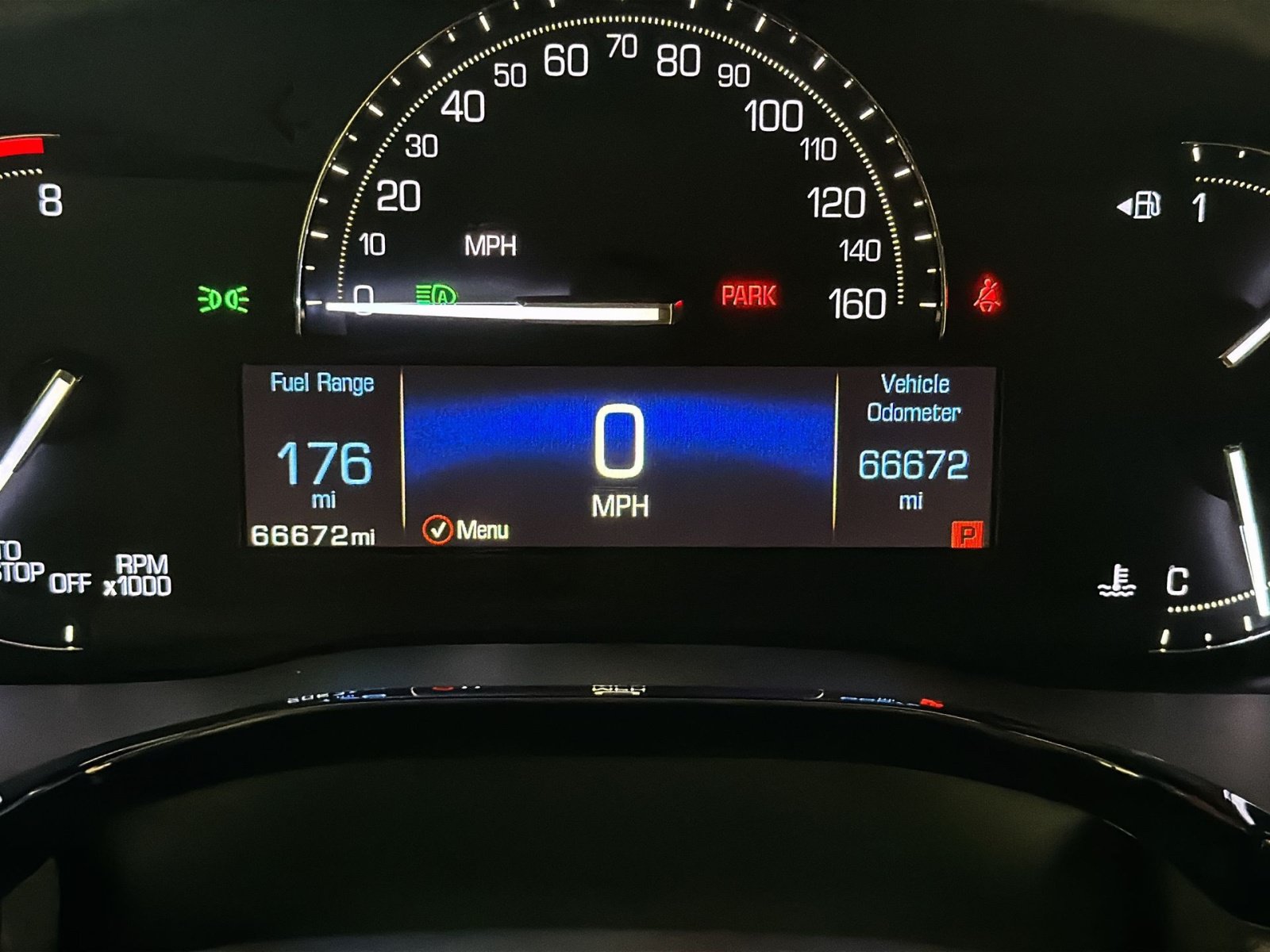 Used 2018 Cadillac XT5 Luxury w/ Driver Awareness Package AWD/4WD image 17
