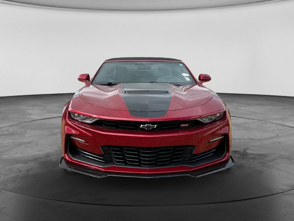 Used 2021 Chevrolet Camaro SS w/ Wild Cherry Design Package 2 RWD image 3
