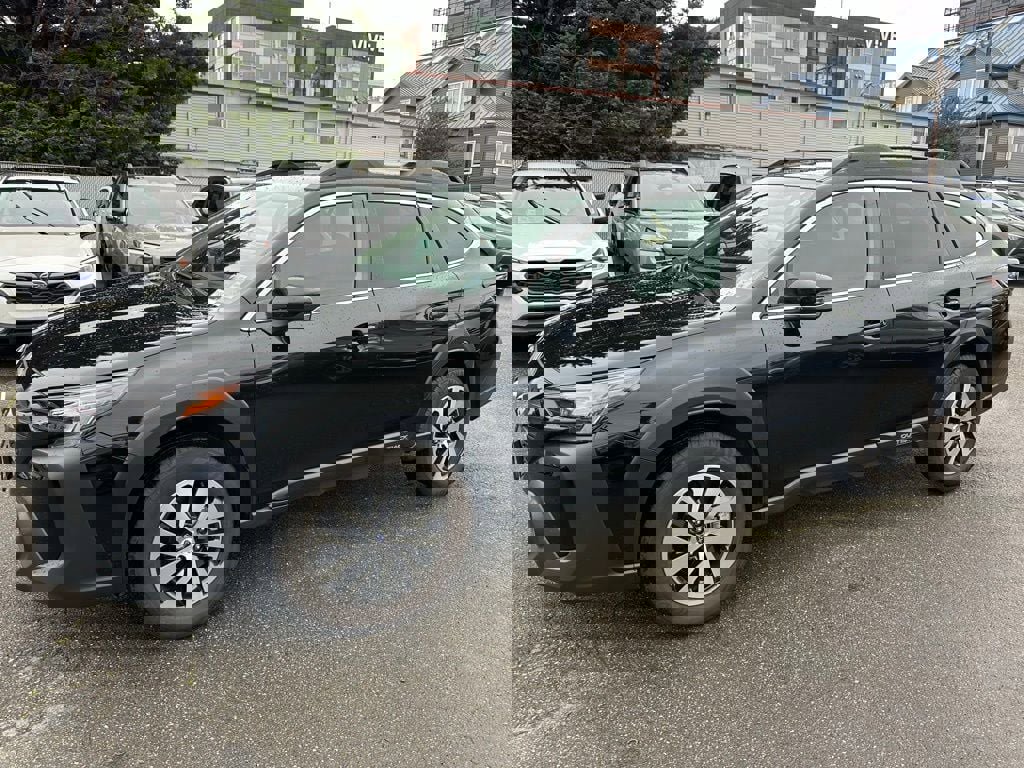 Used 2024 Subaru Outback Premium image 3