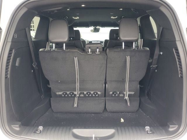 New 2026 Chrysler Pacifica Select AWD/4WD image 9