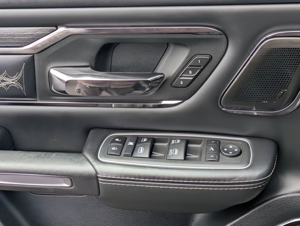 Used 2022 RAM 1500 Limited AWD/4WD image 16