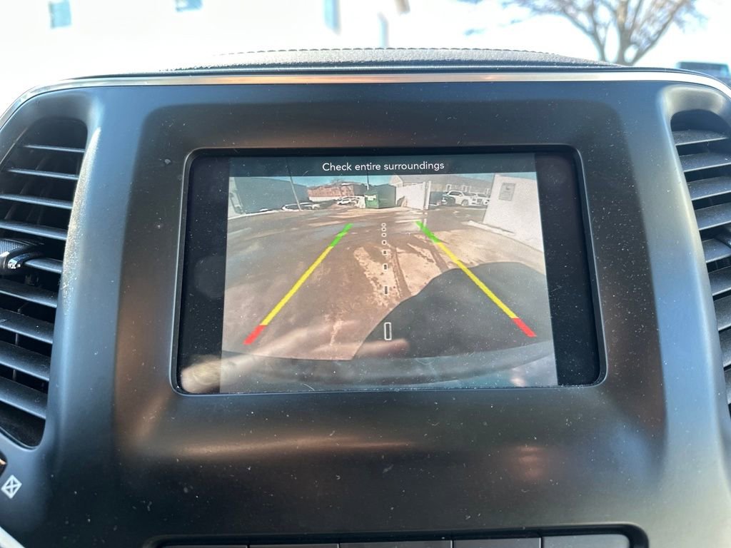 Used 2021 Jeep Cherokee Latitude Plus image 16