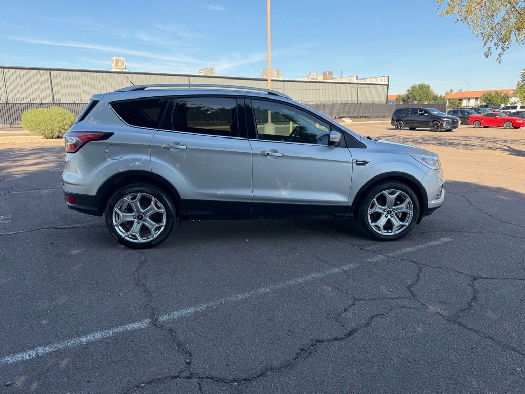 Used 2018 Ford Escape Titanium image 10
