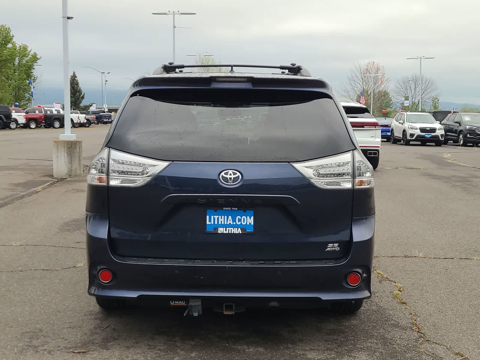 Used 2019 Toyota Sienna SE w/ SE Preferred Package AWD/4WD image 13