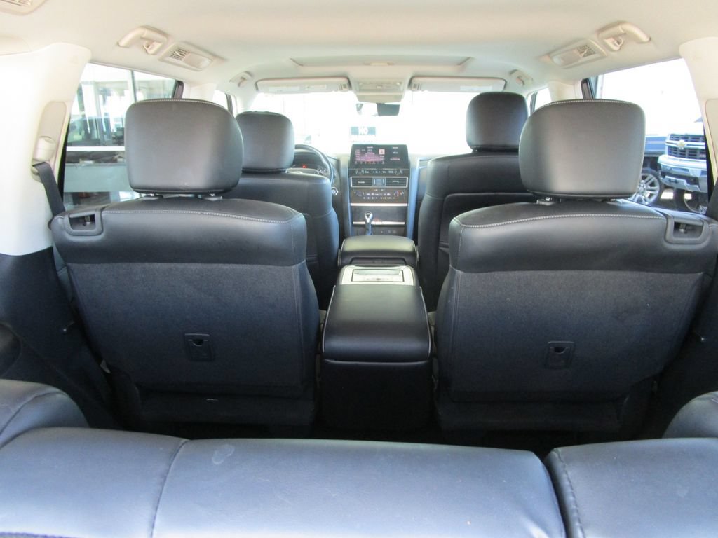 Used 2024 INFINITI QX80 Luxe RWD image 19