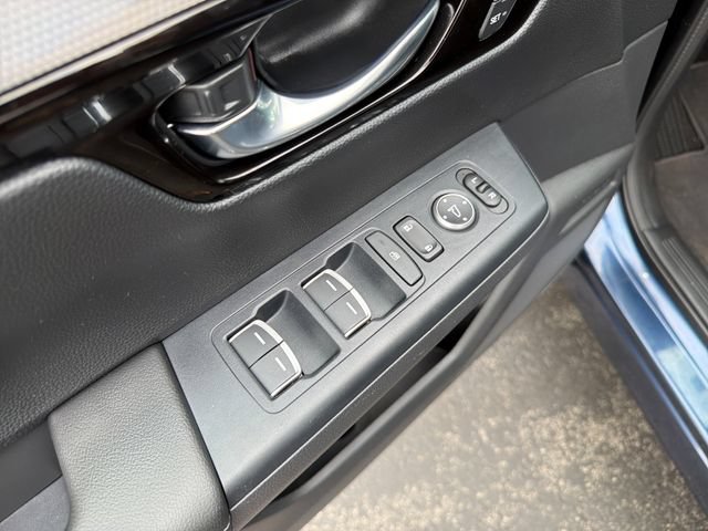 Used 2025 Honda CR-V EX-L image 13