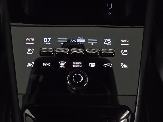 New 2026 Porsche Cayenne image 23