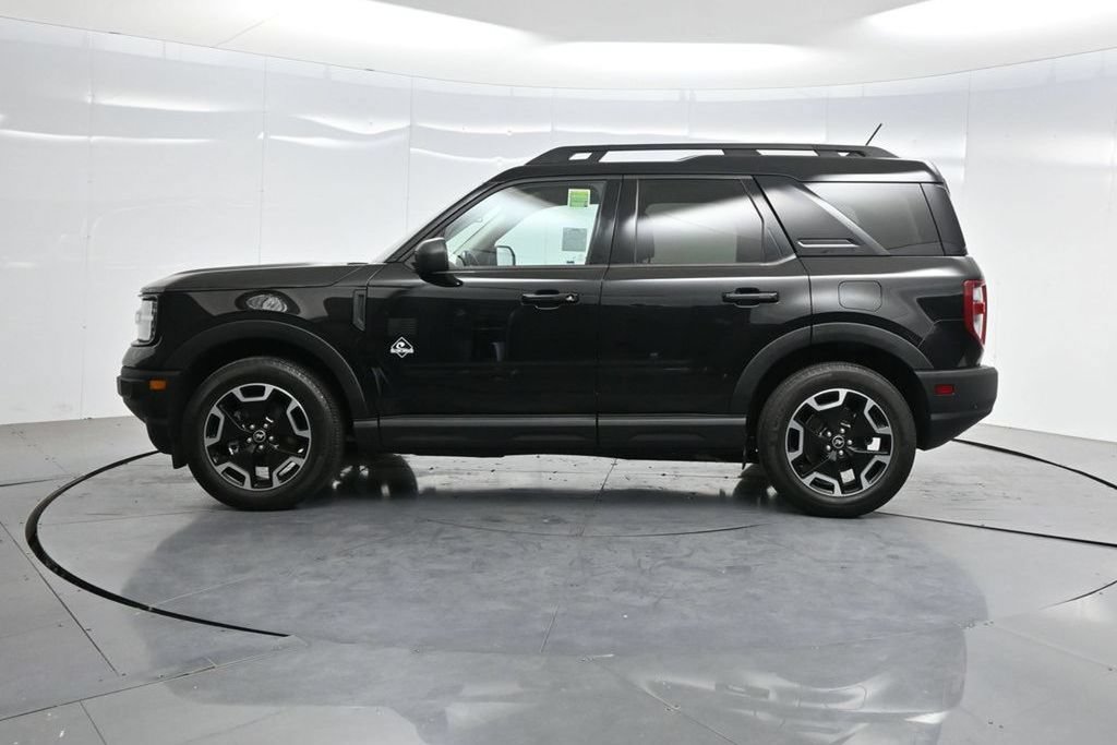 Used 2023 Ford Bronco Sport Outer Banks w/ Tech Package AWD/4WD image 41